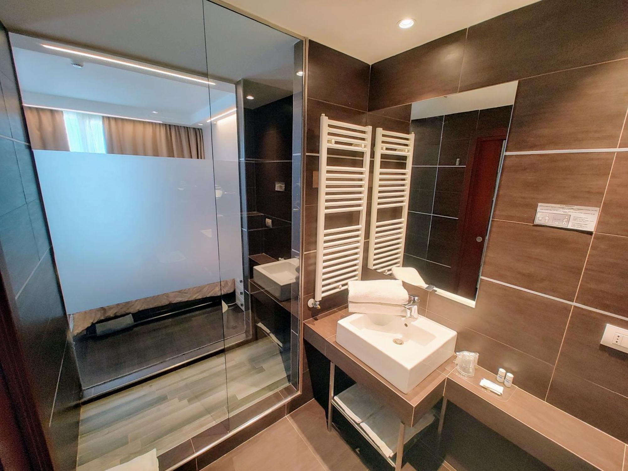 Hotel Datini Prato  Bagian luar foto