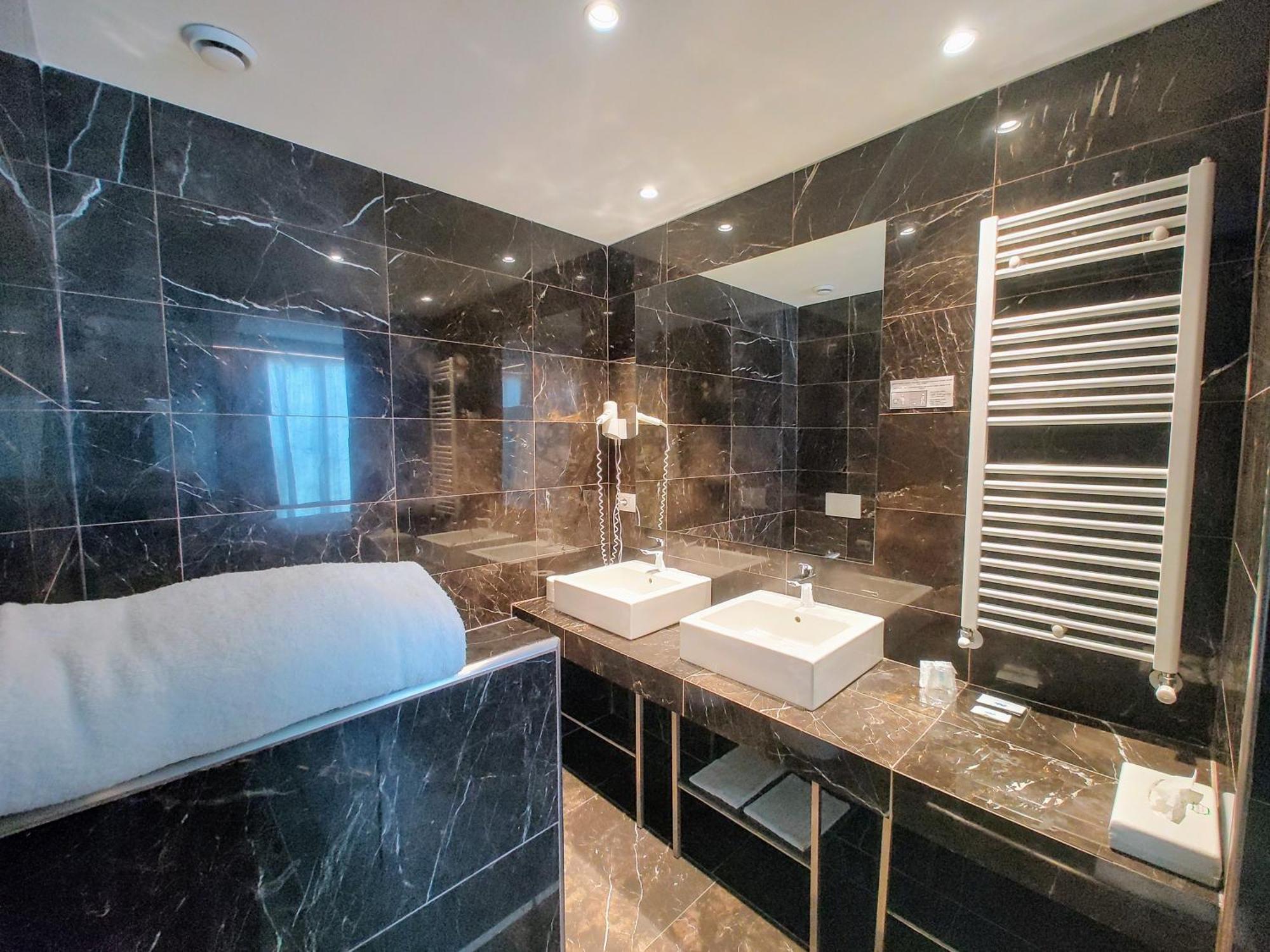 Hotel Datini Prato  Bagian luar foto