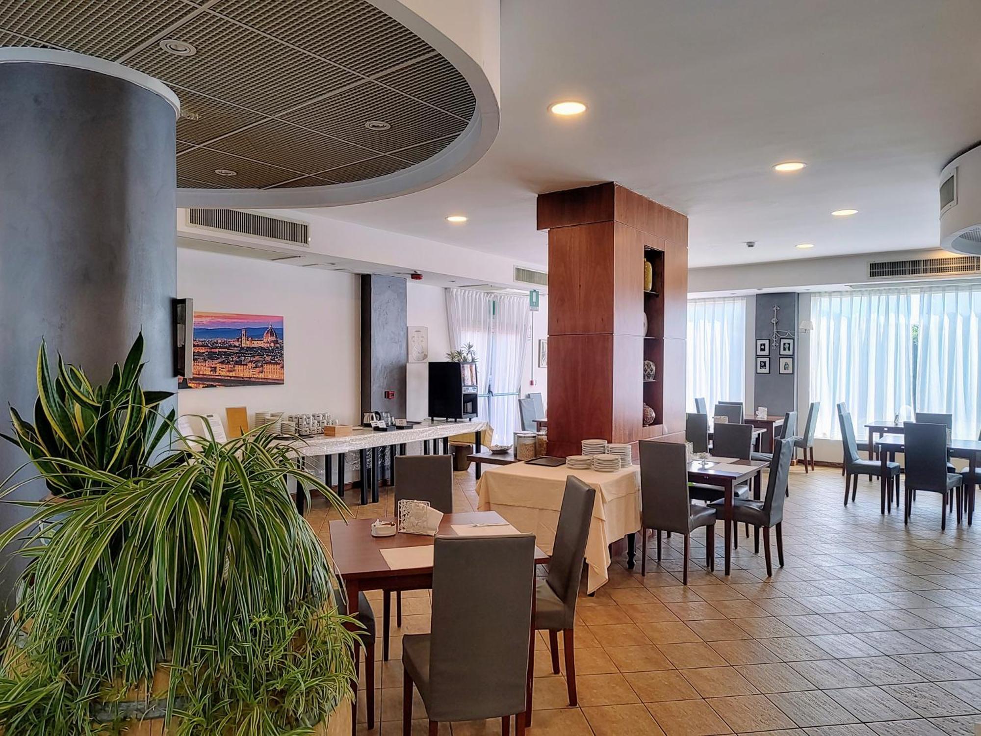 Hotel Datini Prato  Bagian luar foto